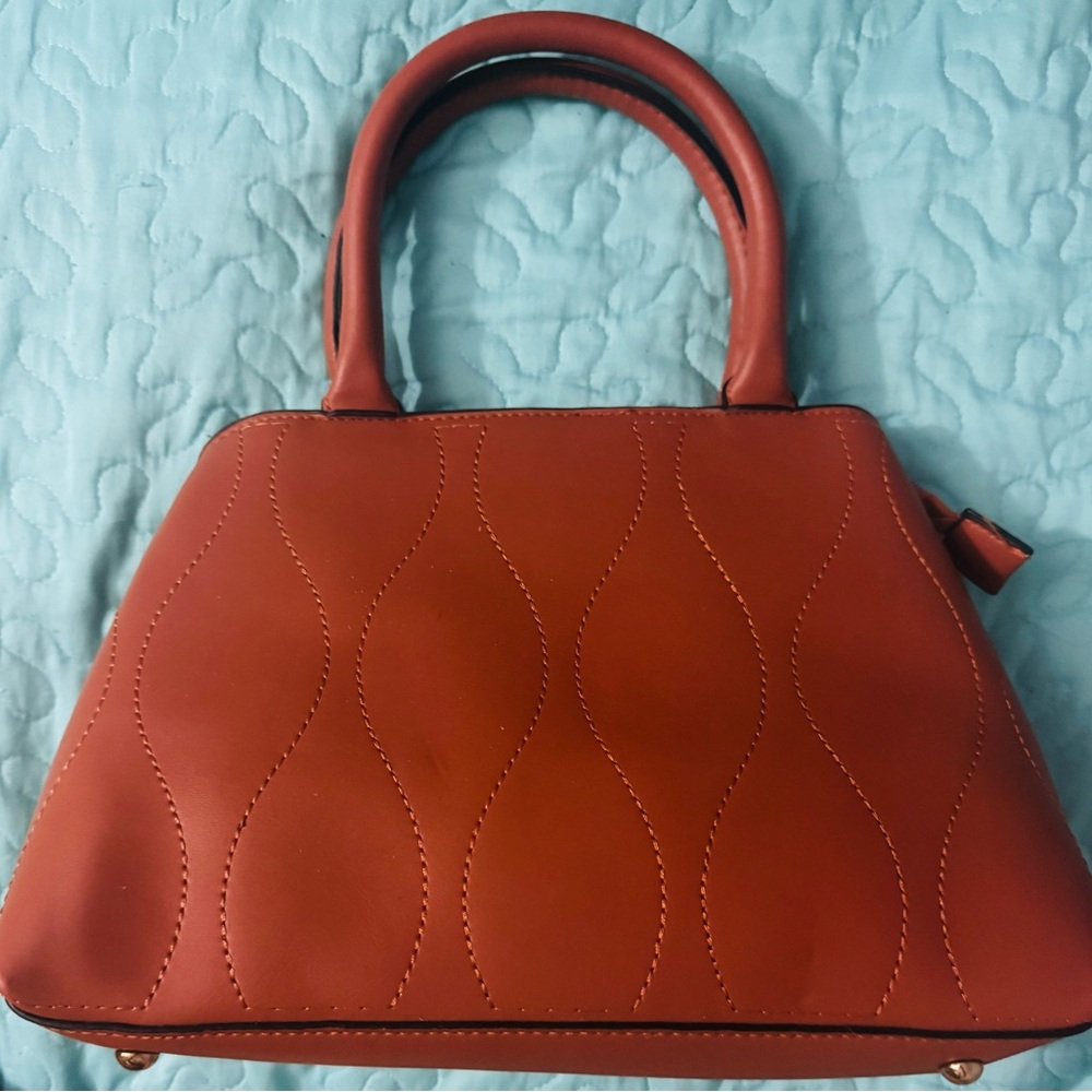 Elegant Brown Handbag